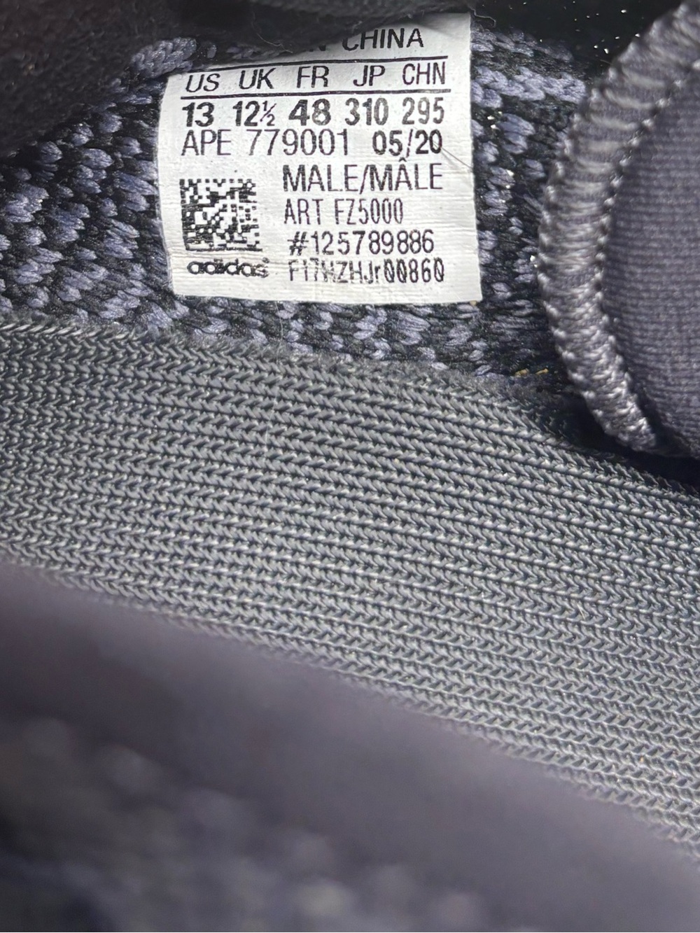 adidas Yeezy Boost 350 V2 "Carbon" size 13 APE - Picture 4 of 5